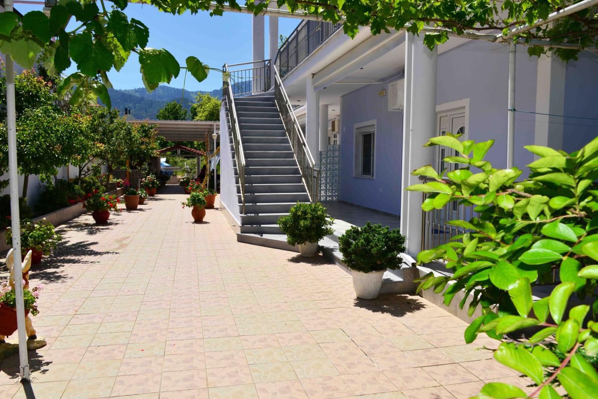 Aparthotel Romantika 3*